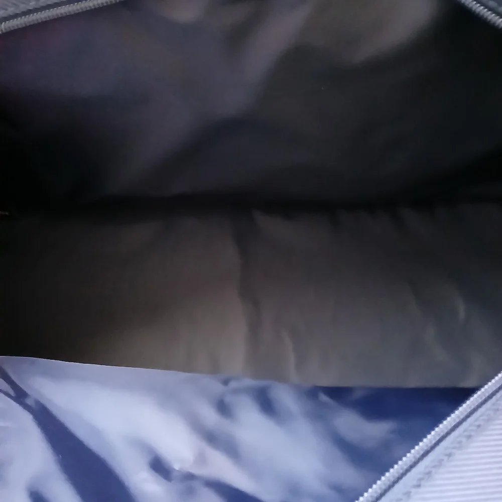 New Giorgio Armani Mens's Travel Bag in Navy.